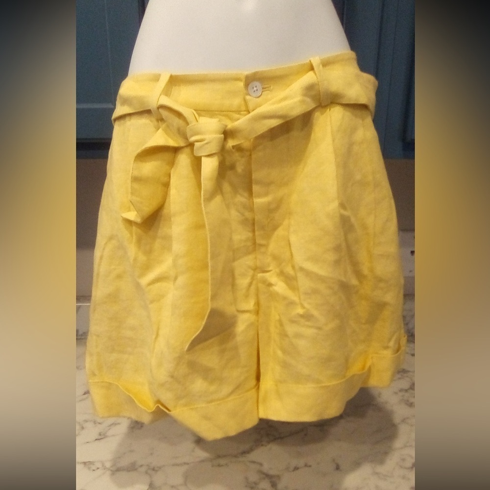 POLO RALPH LAUREN NWT Yellow Linen Paper-bag 100% Linen Shorts
Size 6